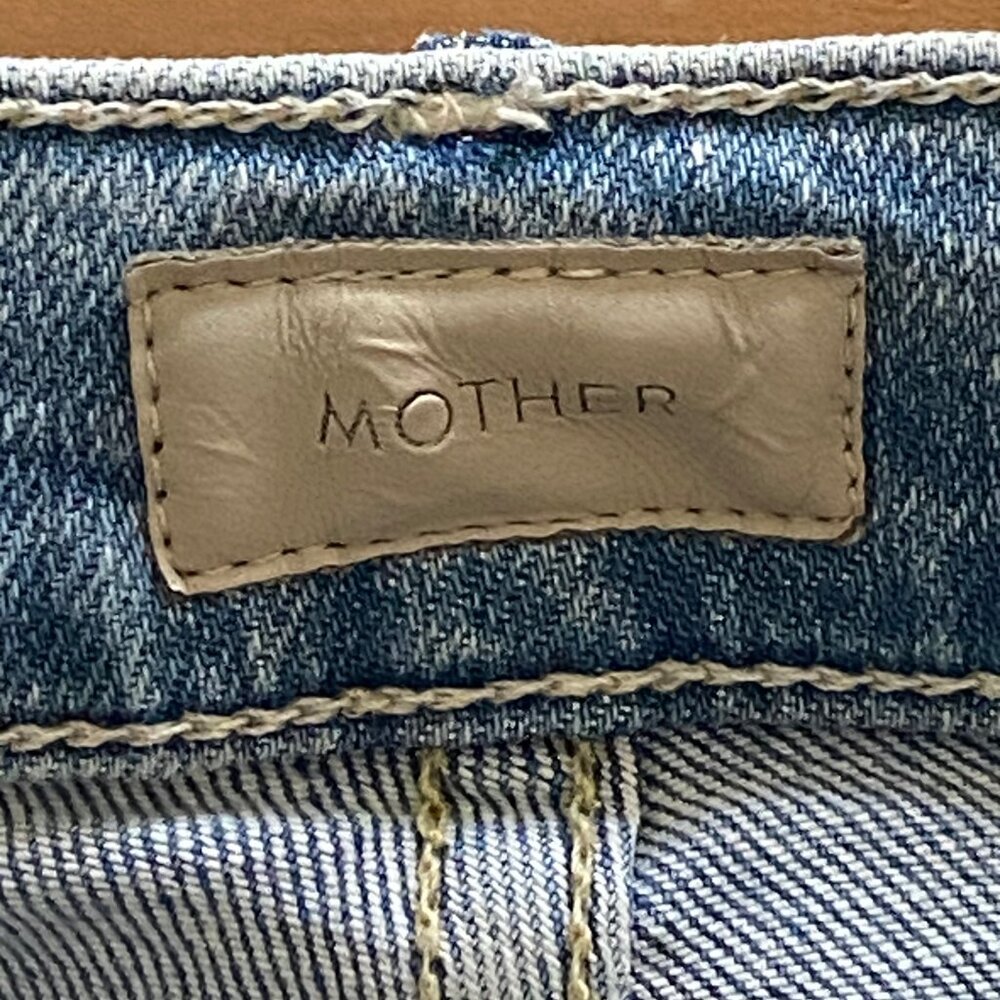 Mother The Hustler Ankle Chew Jeans Distressed Drinking By The Pool 25 - Picture 11 of 16